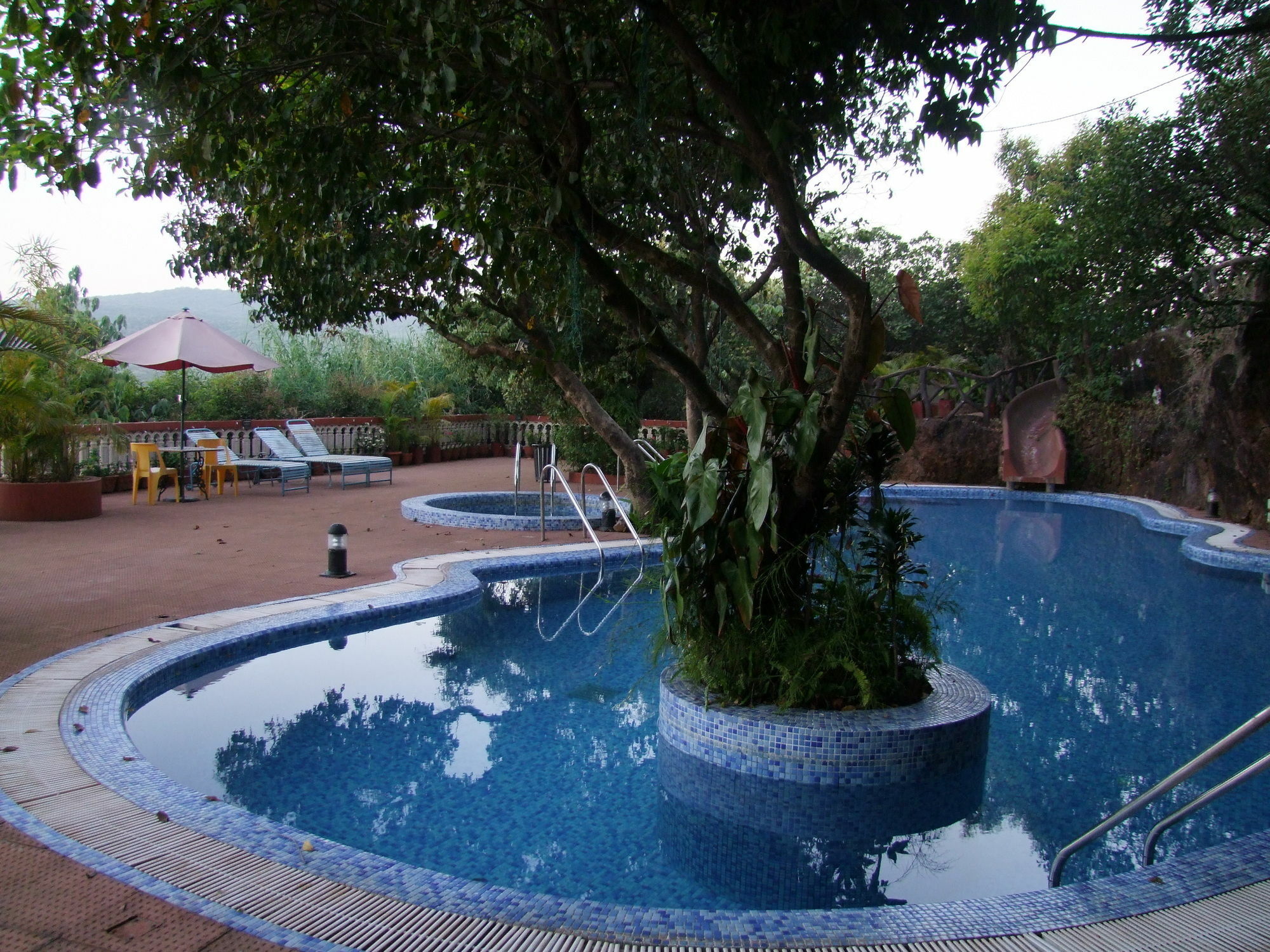 Bella Vista Resort Mahabaleshwar Luaran gambar
